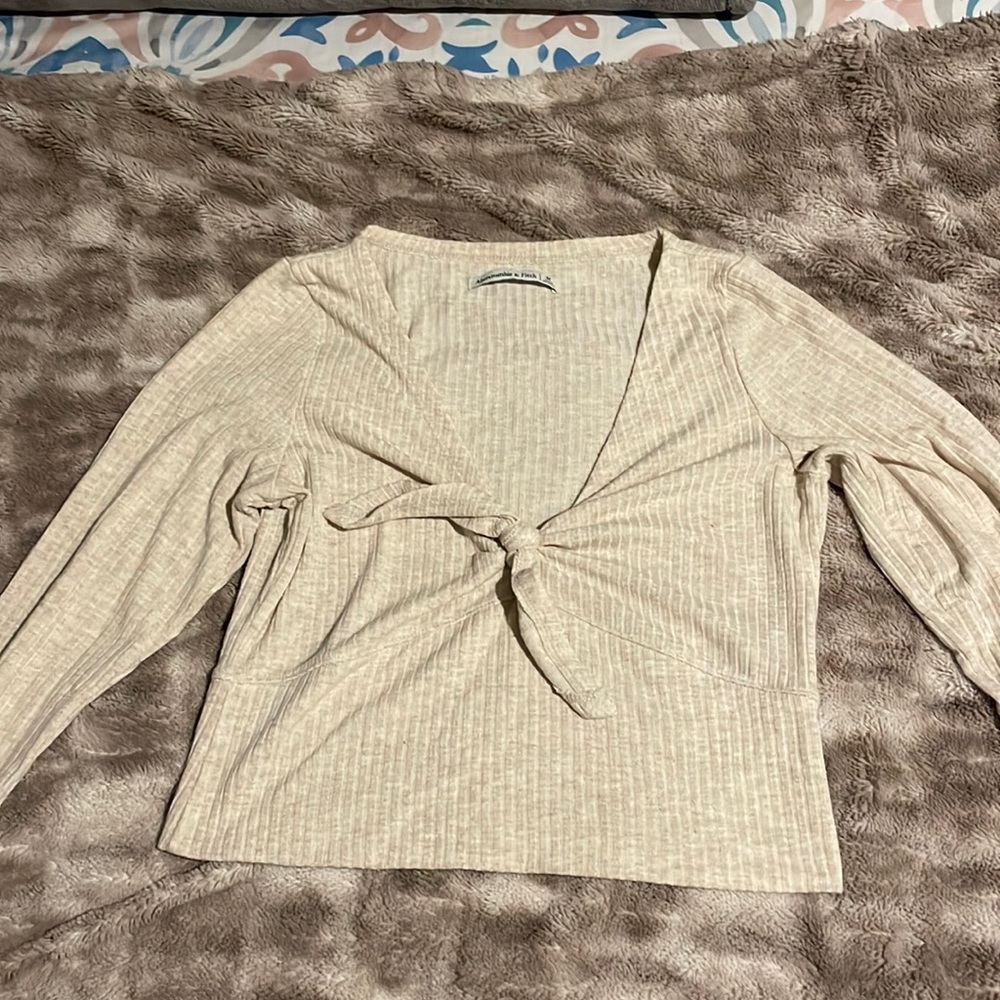 Abercrombie top